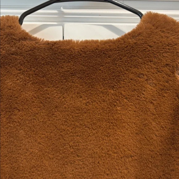 Faux Fur jacket - Picture 6 of 9